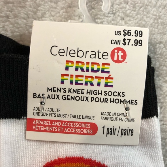 FINAL SALE- LEAVING CLOSET-NO FURTHER DISCOUNTS - Picture 2 of 4